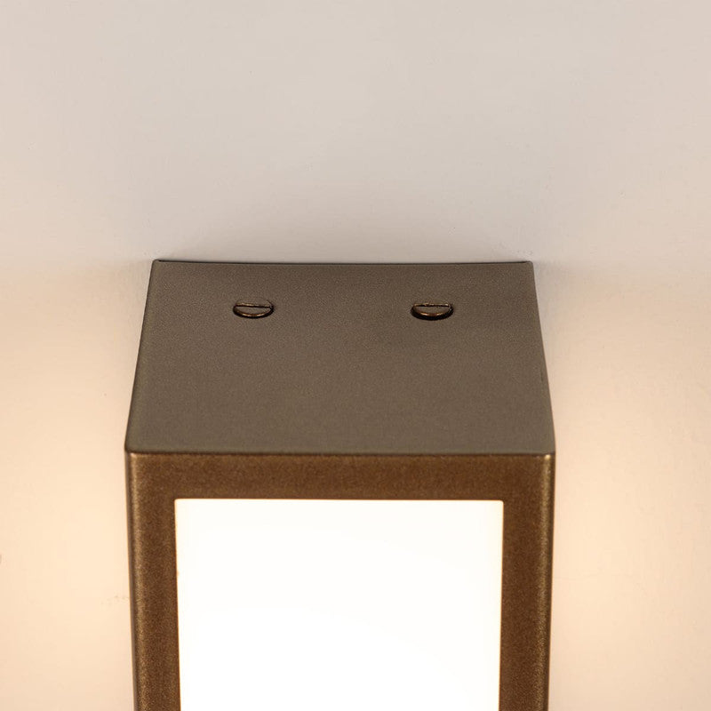 Bata IP65 Wall Light