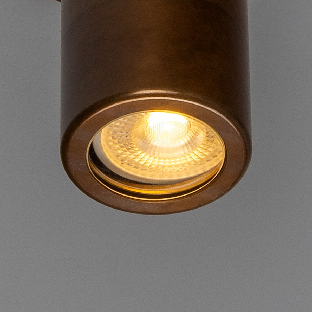 Quin Ceiling Light