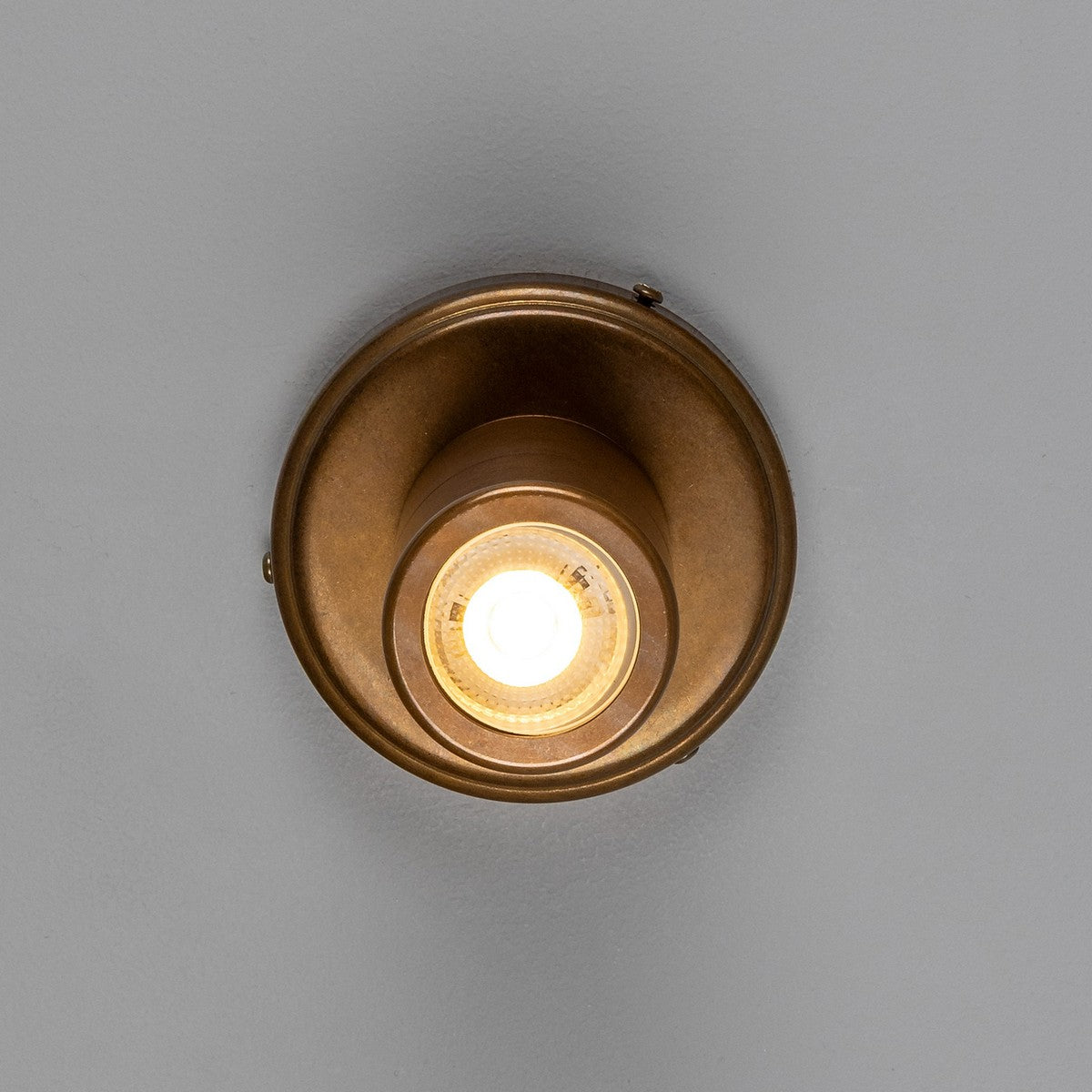 Quin Ceiling Light