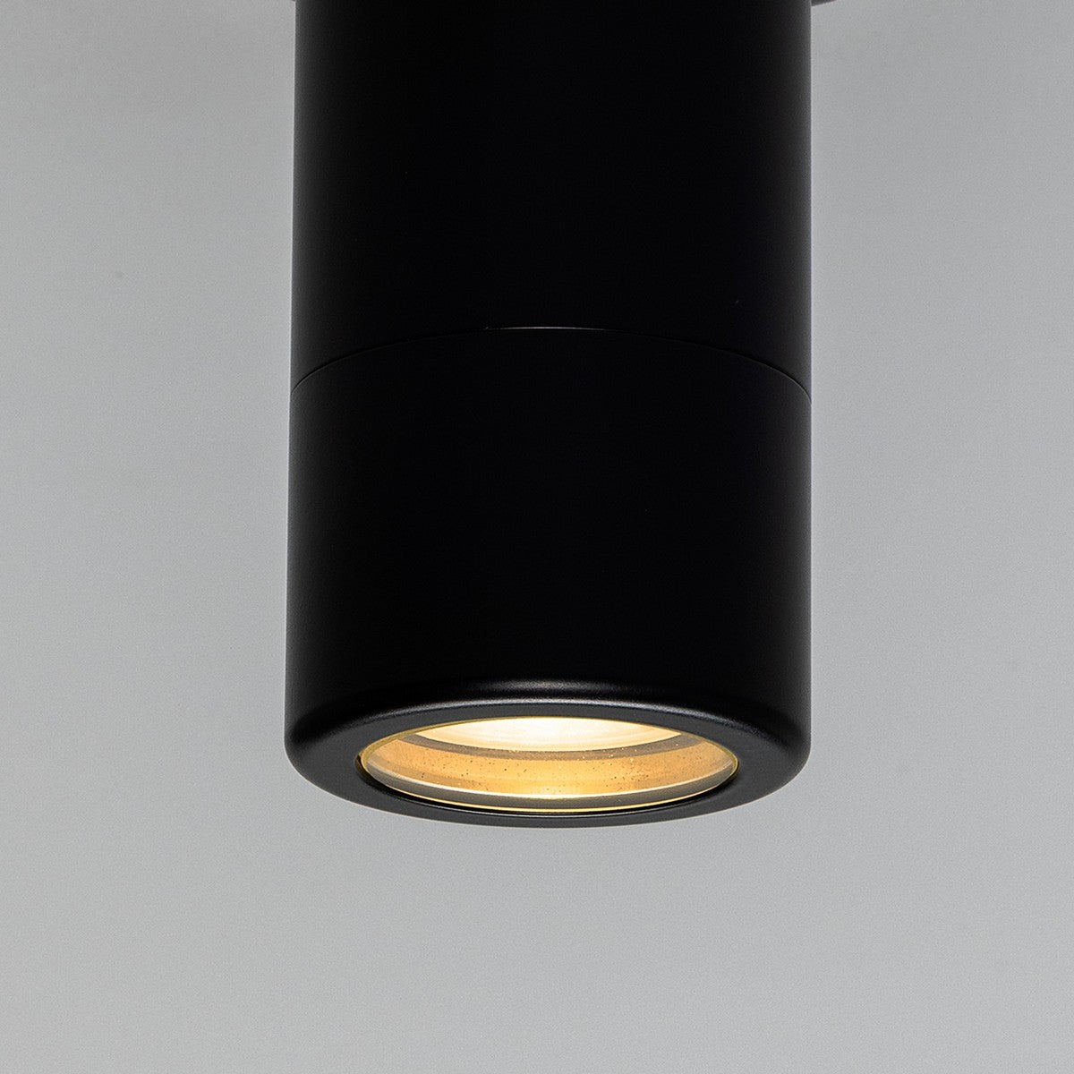Quin Ceiling Light