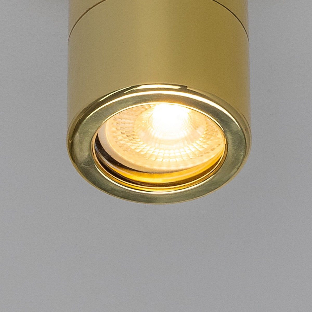 Quin Ceiling Light