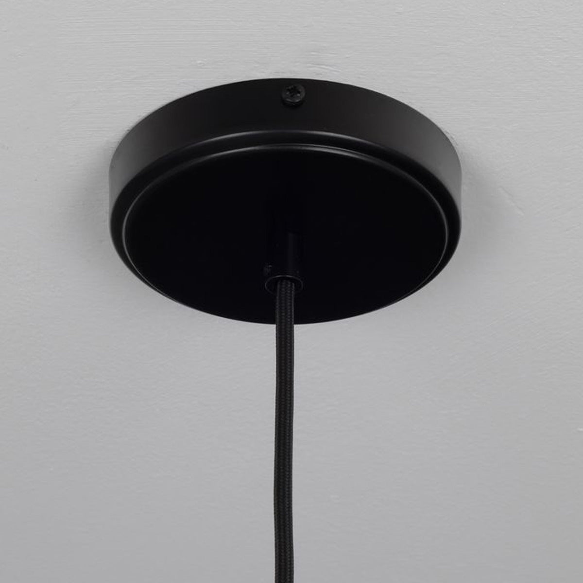 Rebell Pendant