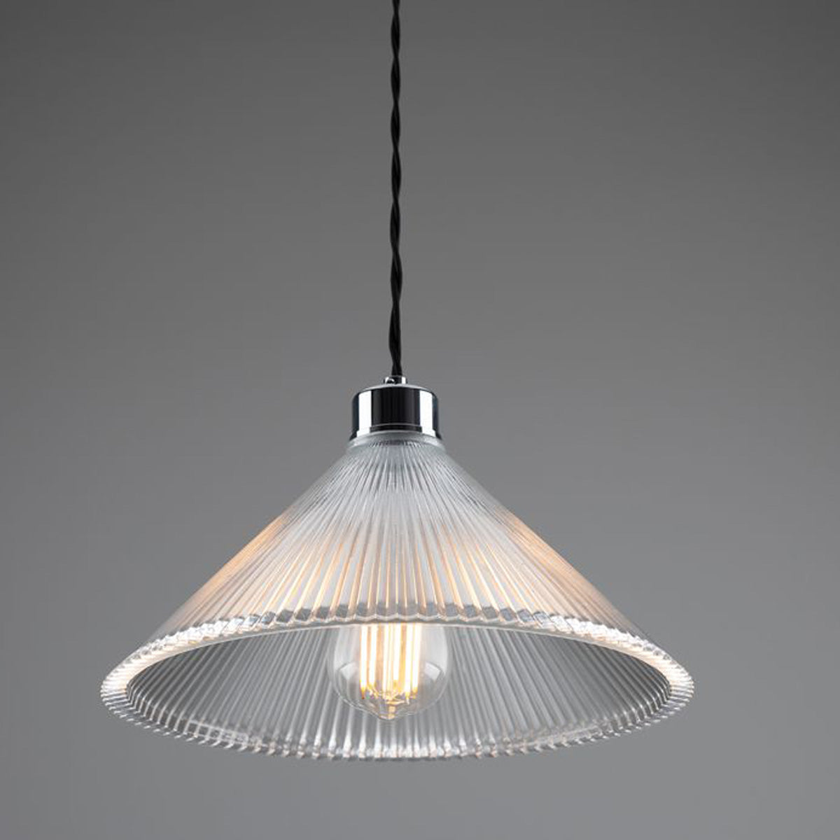 Rebell Pendant