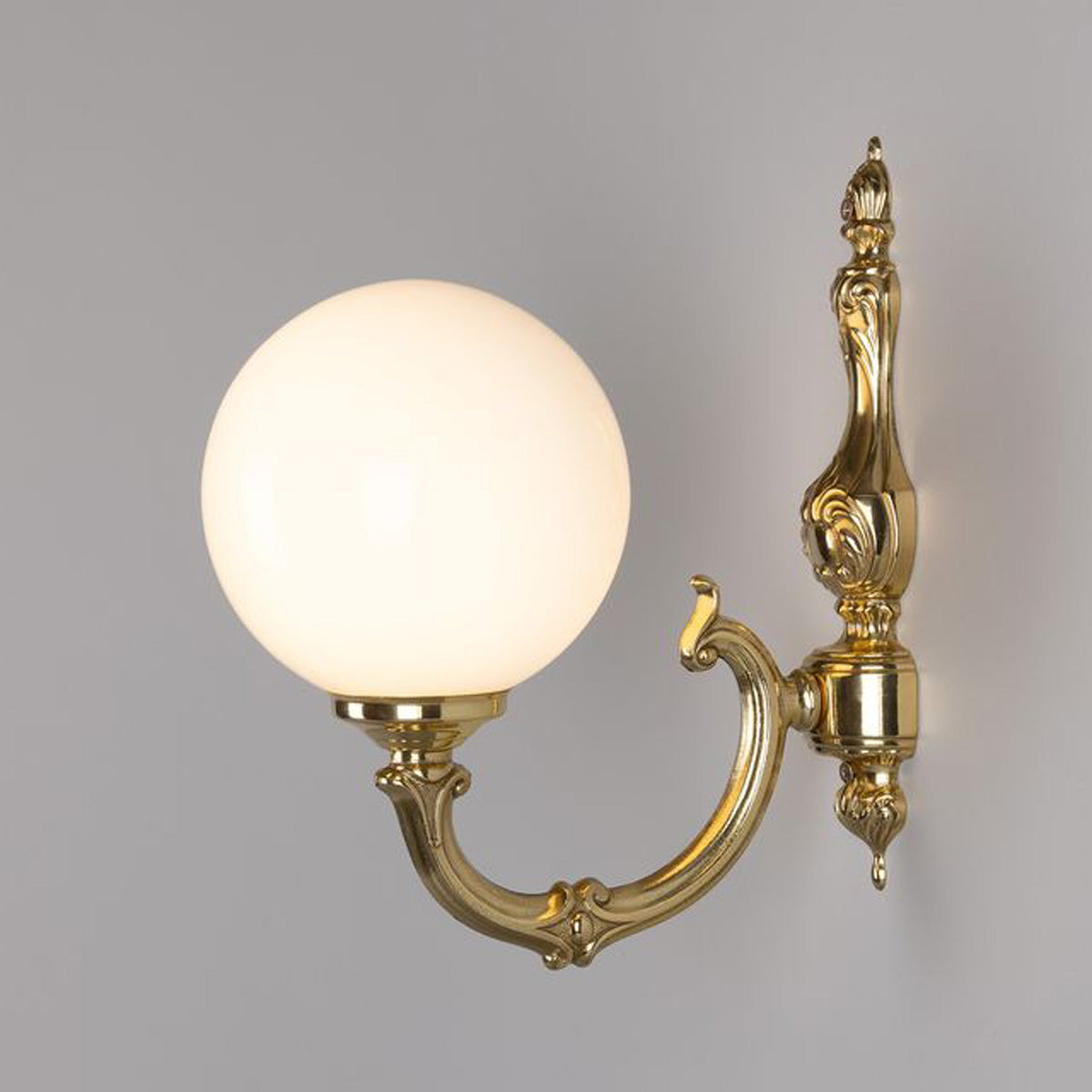 Ben Single Arm Wall Light