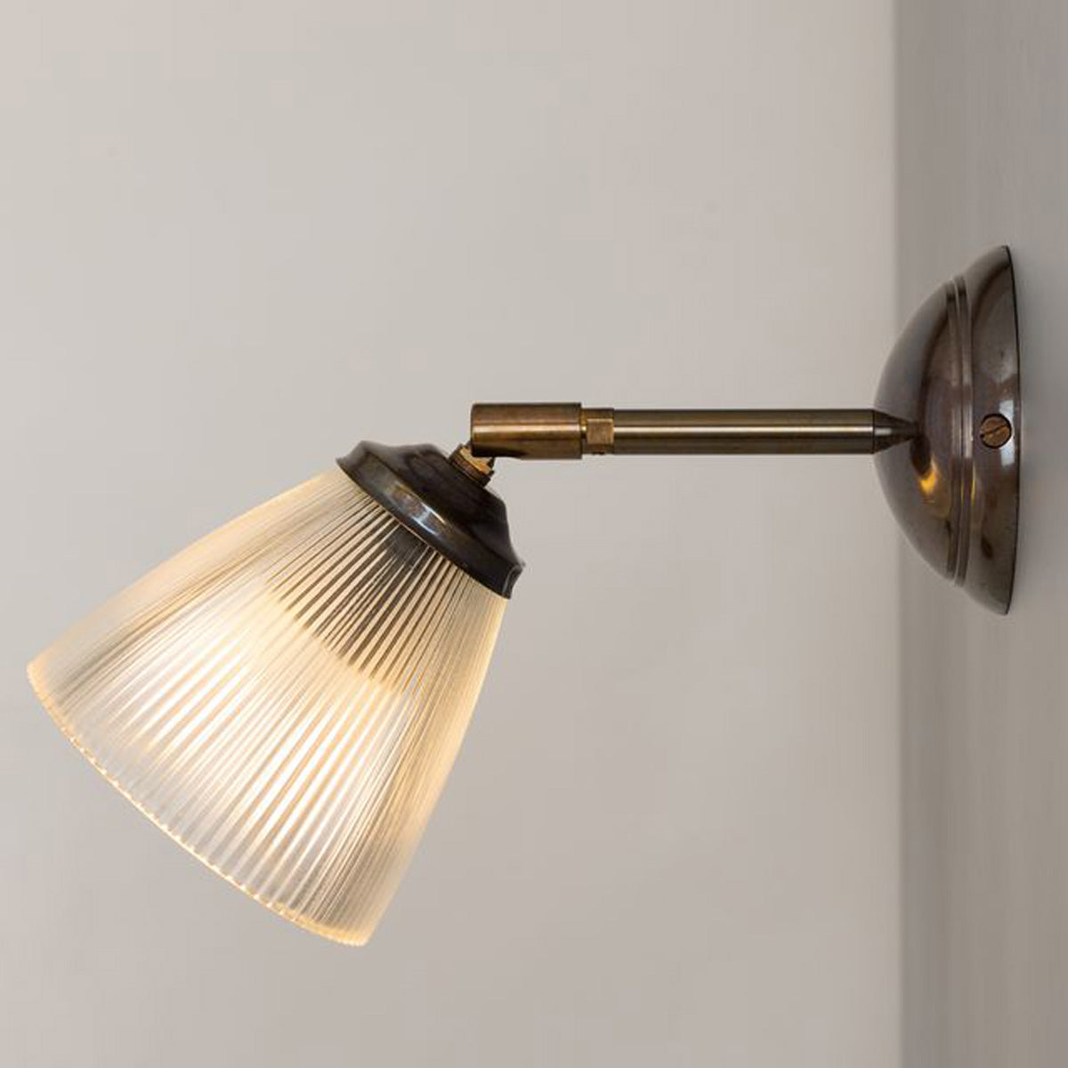 Gadar Art Deco Wall light