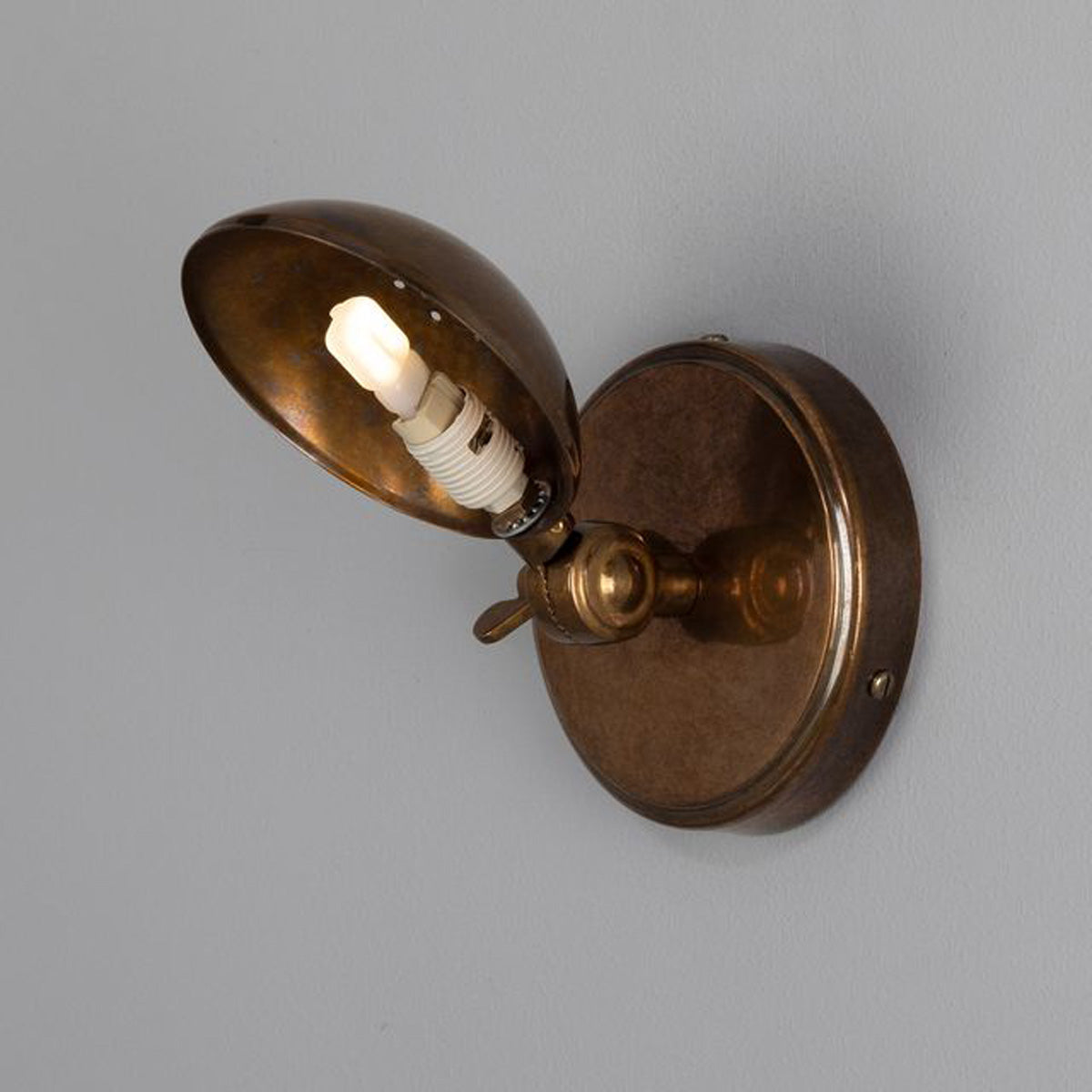 Cody Wall Light