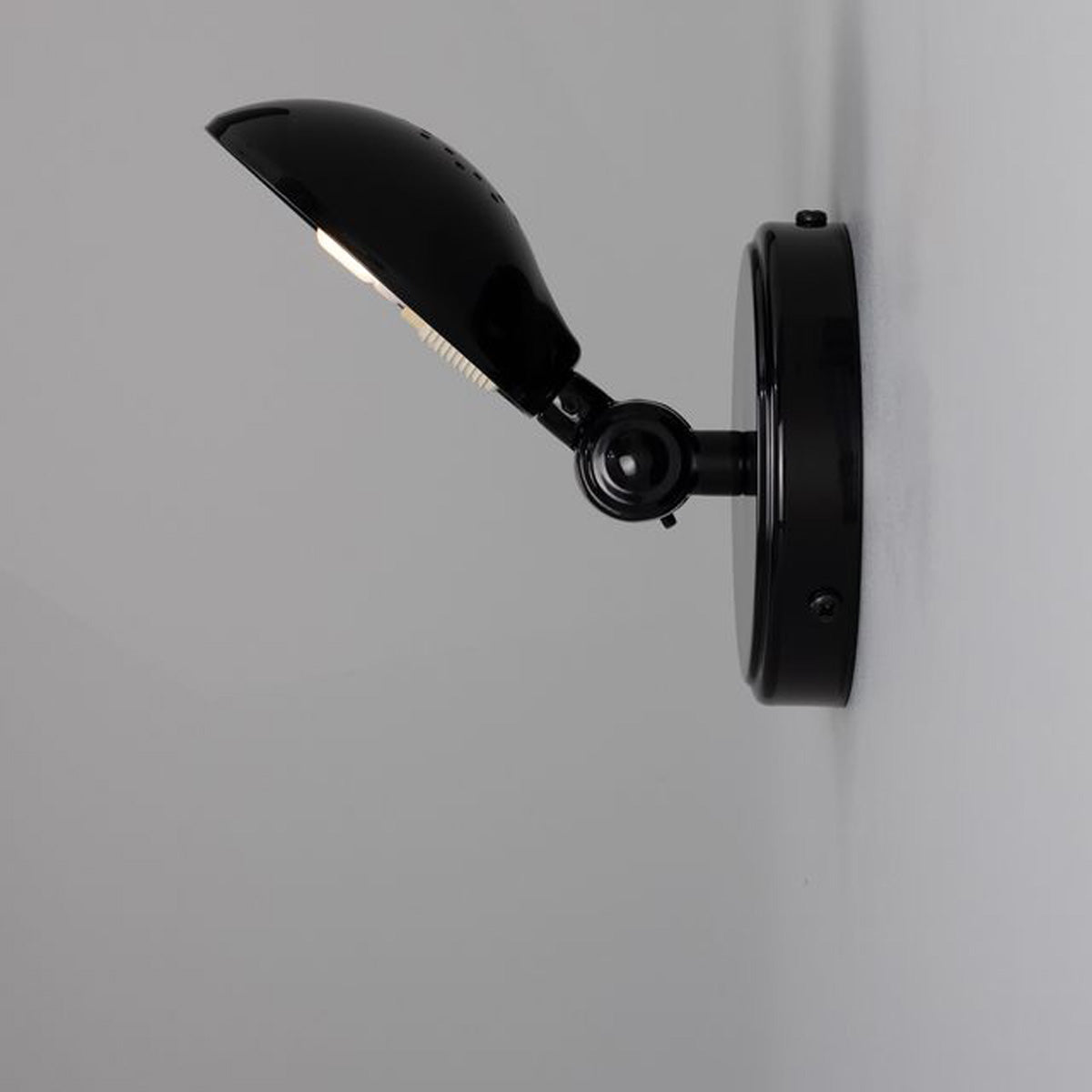 Cody Wall Light