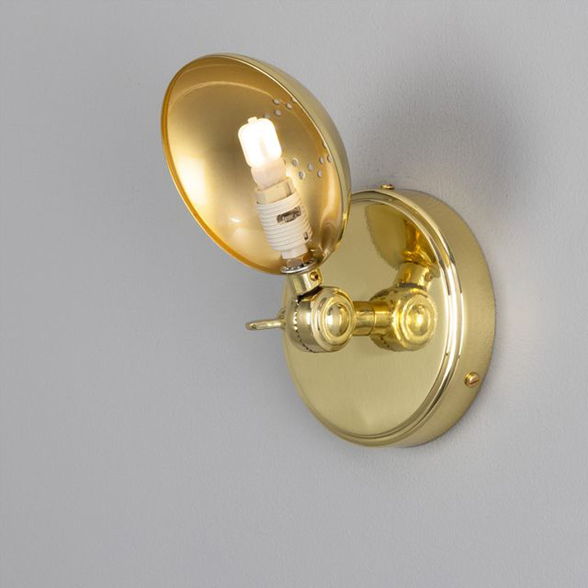 Cody Wall Light