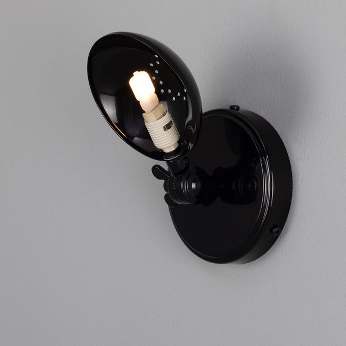 Cody Wall Light