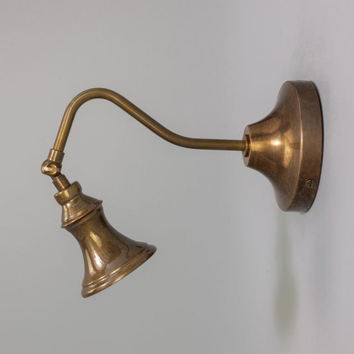 Kent Traditional Spot Wall Light IP20
