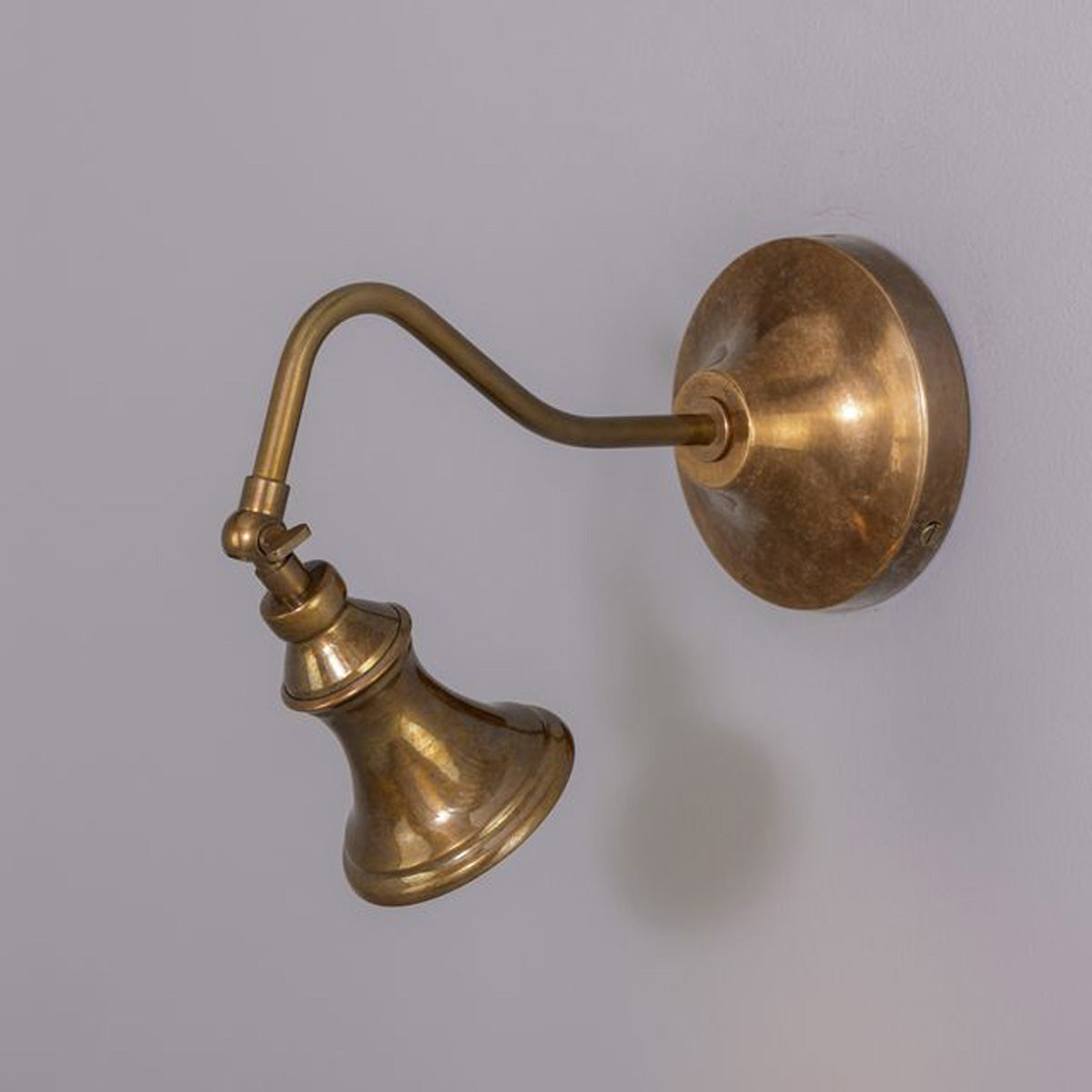 Kent Traditional Spot Wall Light IP20