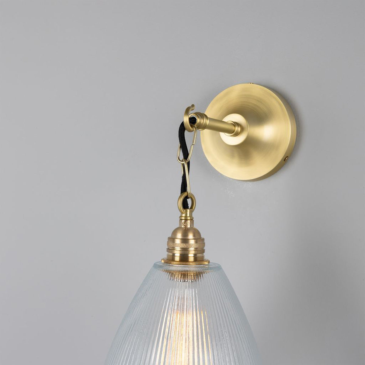 Fend Wall Light
