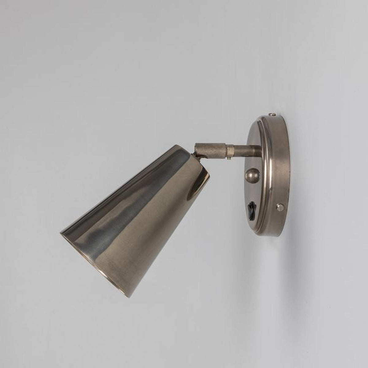 Cashel Wall Light