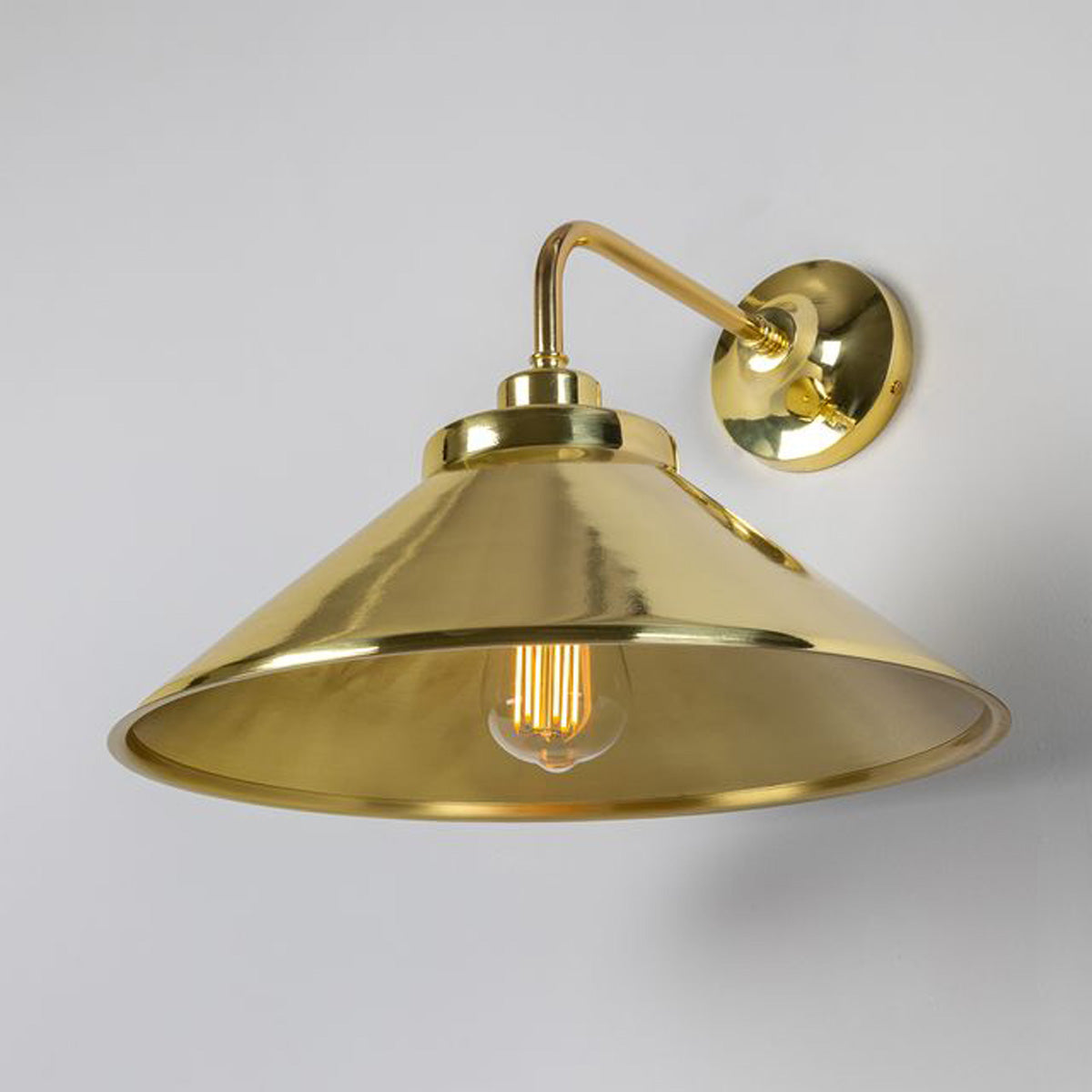 Rio Wall Light