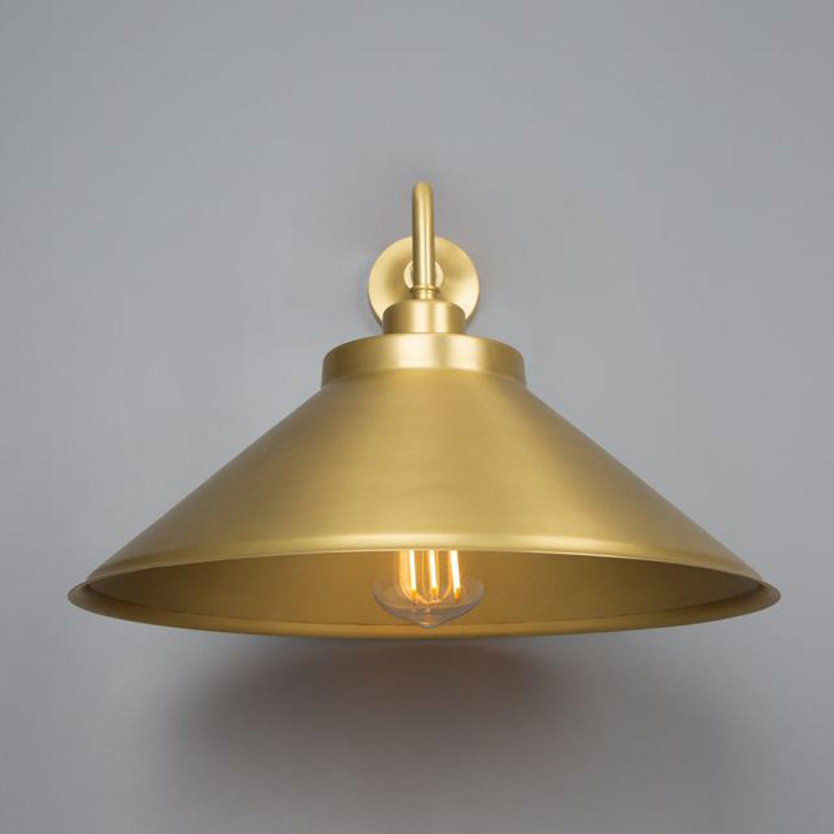 Rio Wall Light