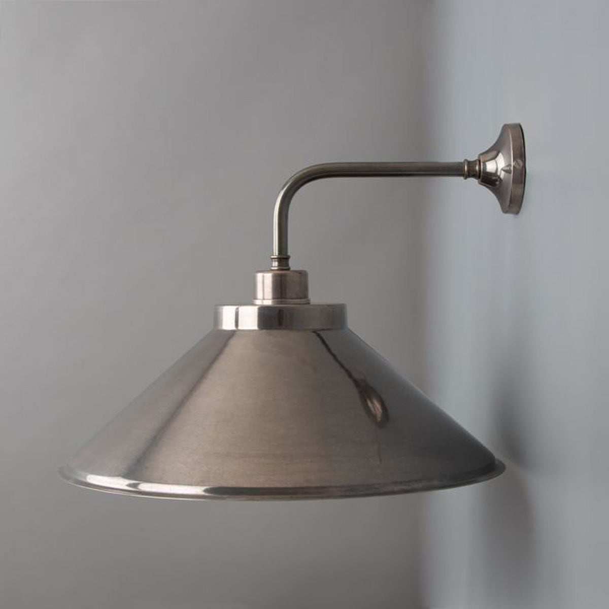 Rio Wall Light