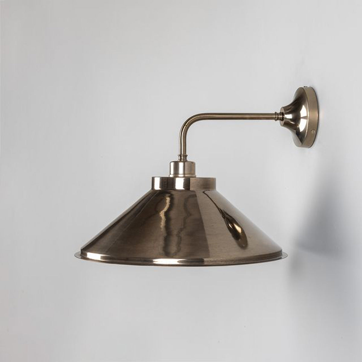 Rio Wall Light