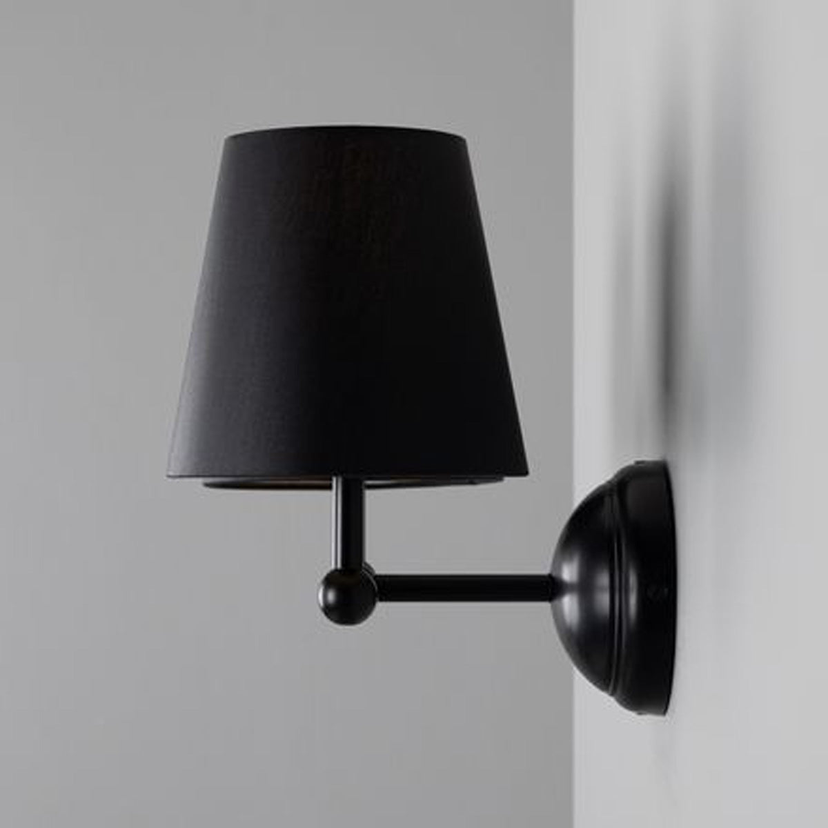 Busan Double Wall Light