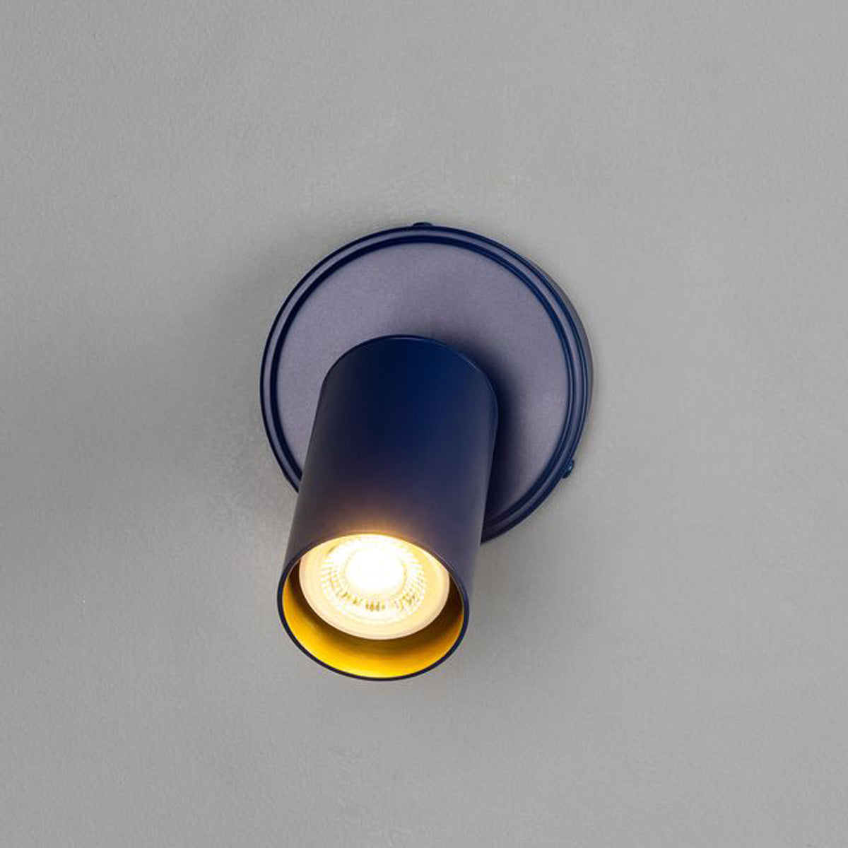 Evanston Wall Light