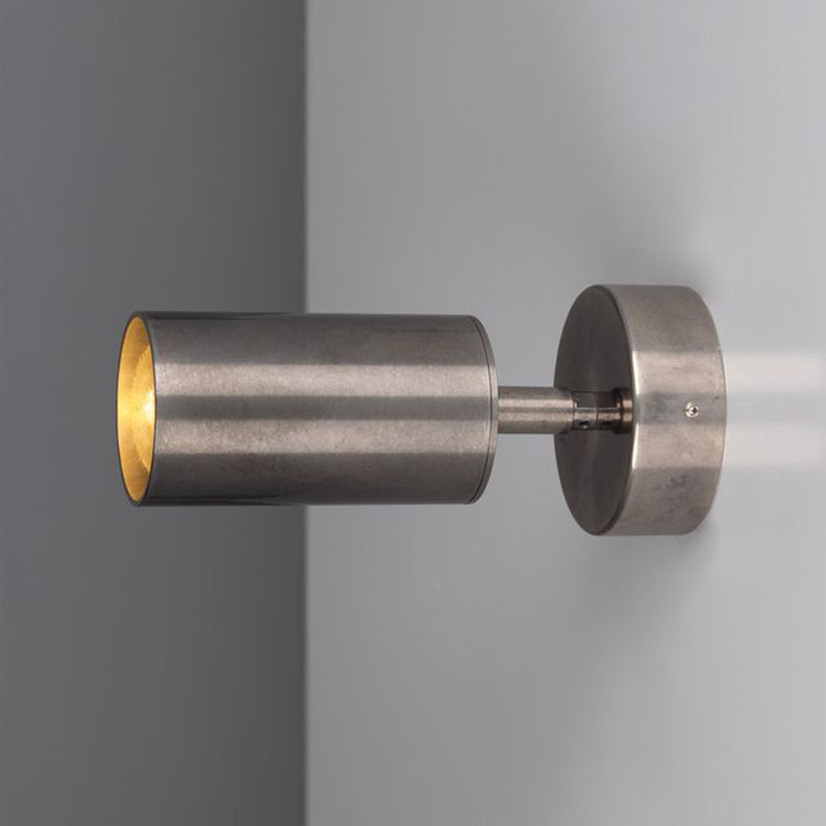 Evanston Wall Light