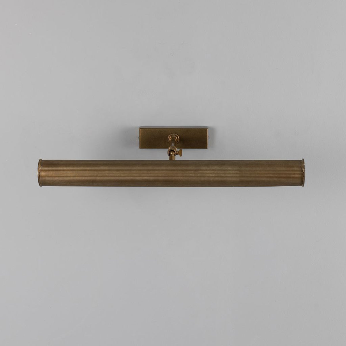 Cambridge 50.5cm Brass Picture Wall Light