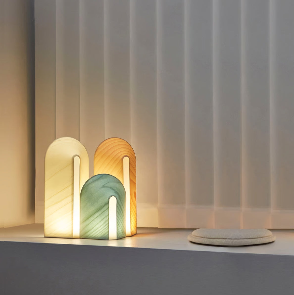 Igloo Table Lamp