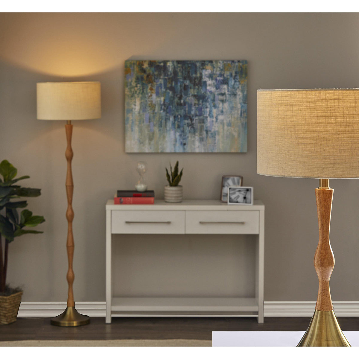 Eve Floor Lamp