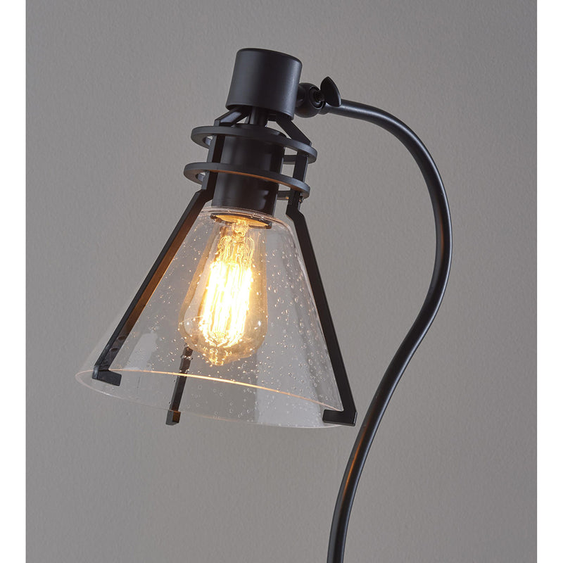 Beckett Desk Lamp